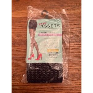 Love your ASSETS by Sara Blakely Black Textured‎ Wish Bone Shaping Tights Size 2